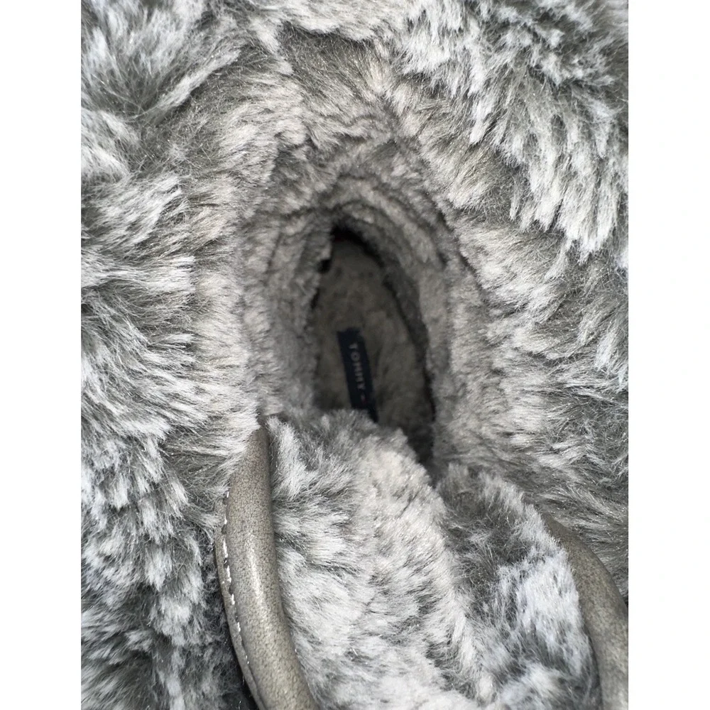Tommy Hilfiger Rusteen Gray Duck Boot US Sz‎ 5 Faux Shearling Lined Grey EUC